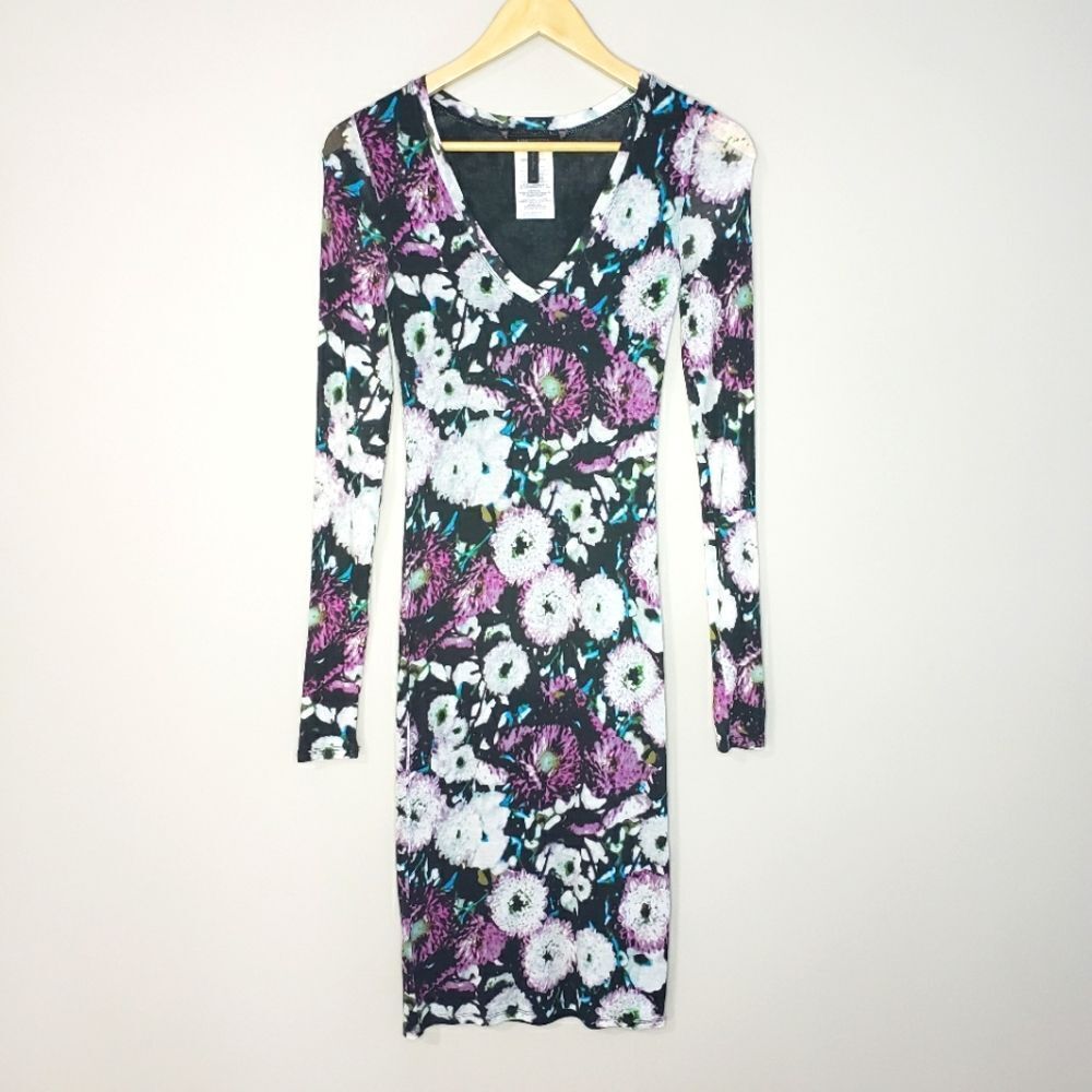 BCBG MaxAzria XSmall Long Sleeve Purple Blue Floral V-neck Bodycon Tori …